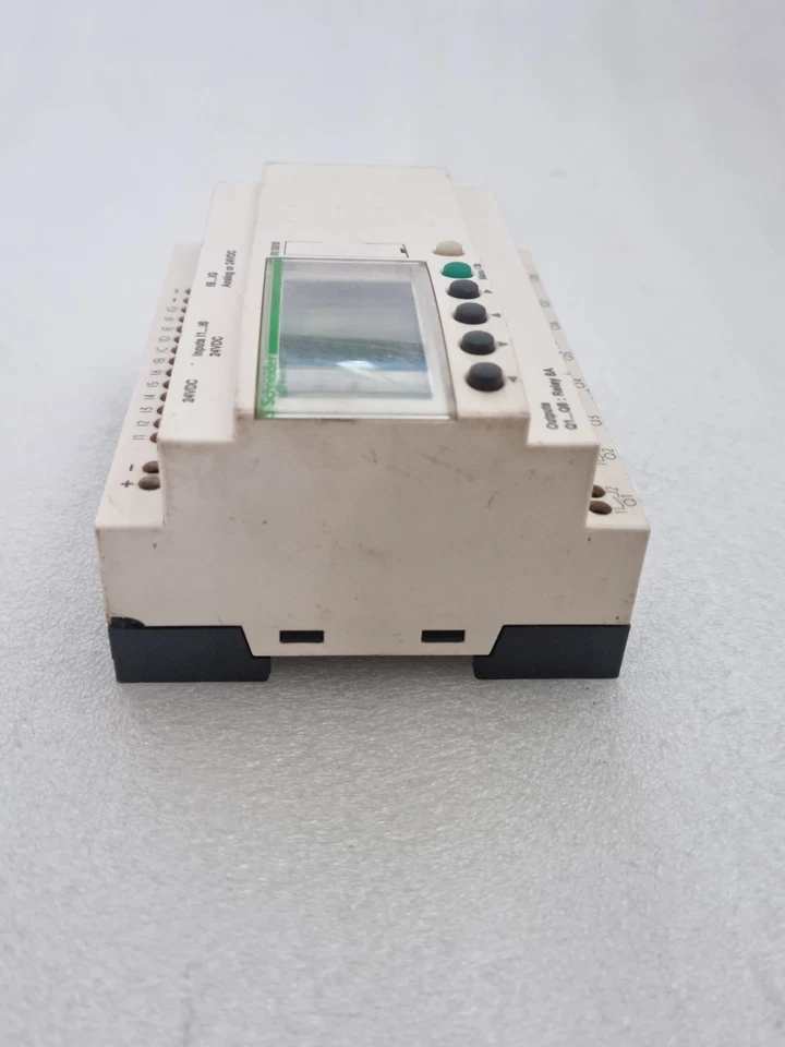 SCHNEIDER ELECTRIC ZELIO SR2 B201BD SMART RELAY LOGIC MODULE (Light On) For Part